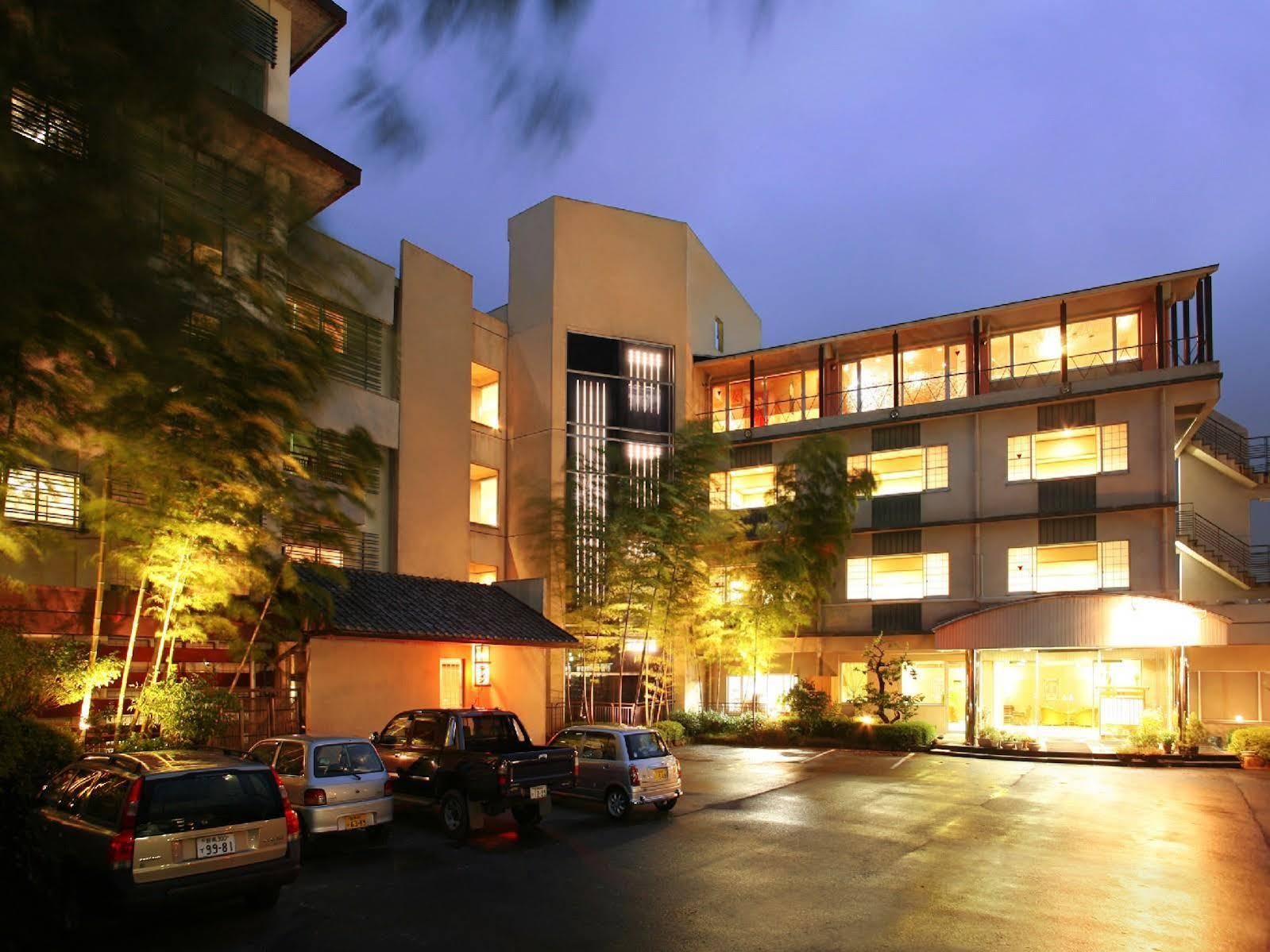 เรียวคัง ฟุคุเซ็น Hotel Shibukawa ภายนอก รูปภาพ
