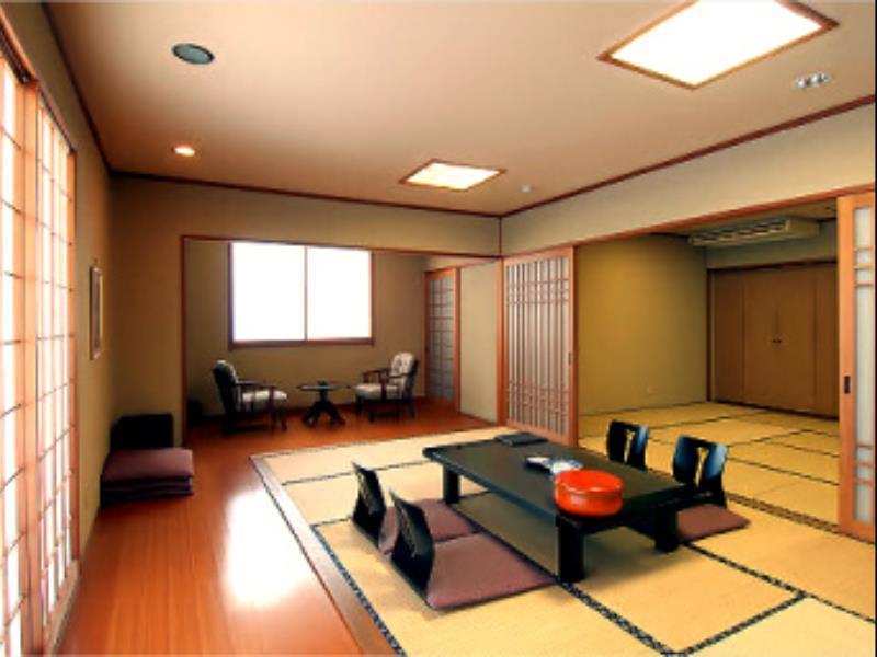 เรียวคัง ฟุคุเซ็น Hotel Shibukawa ภายนอก รูปภาพ