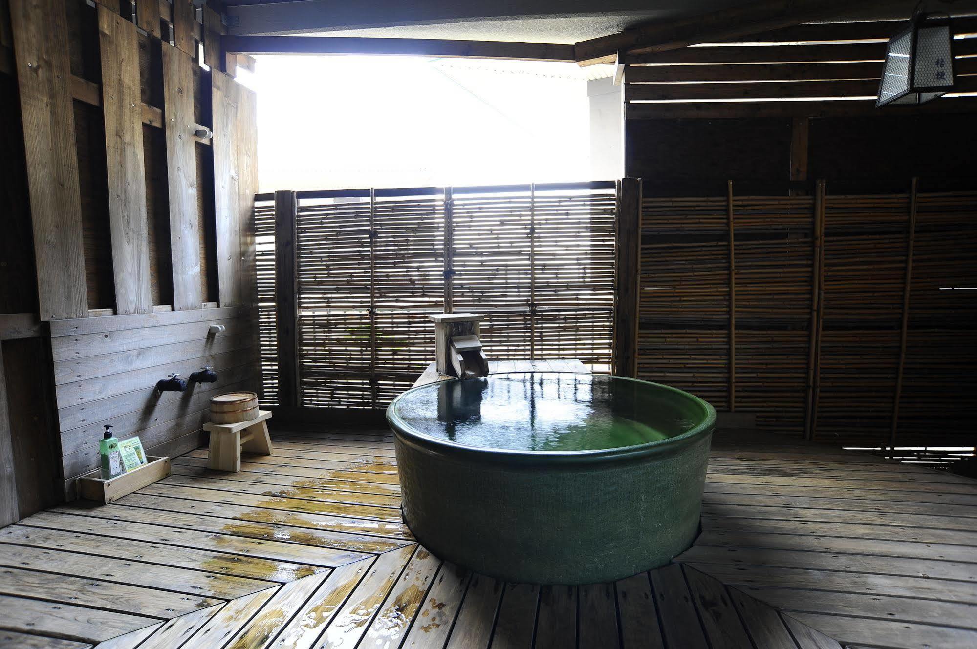 เรียวคัง ฟุคุเซ็น Hotel Shibukawa ภายนอก รูปภาพ