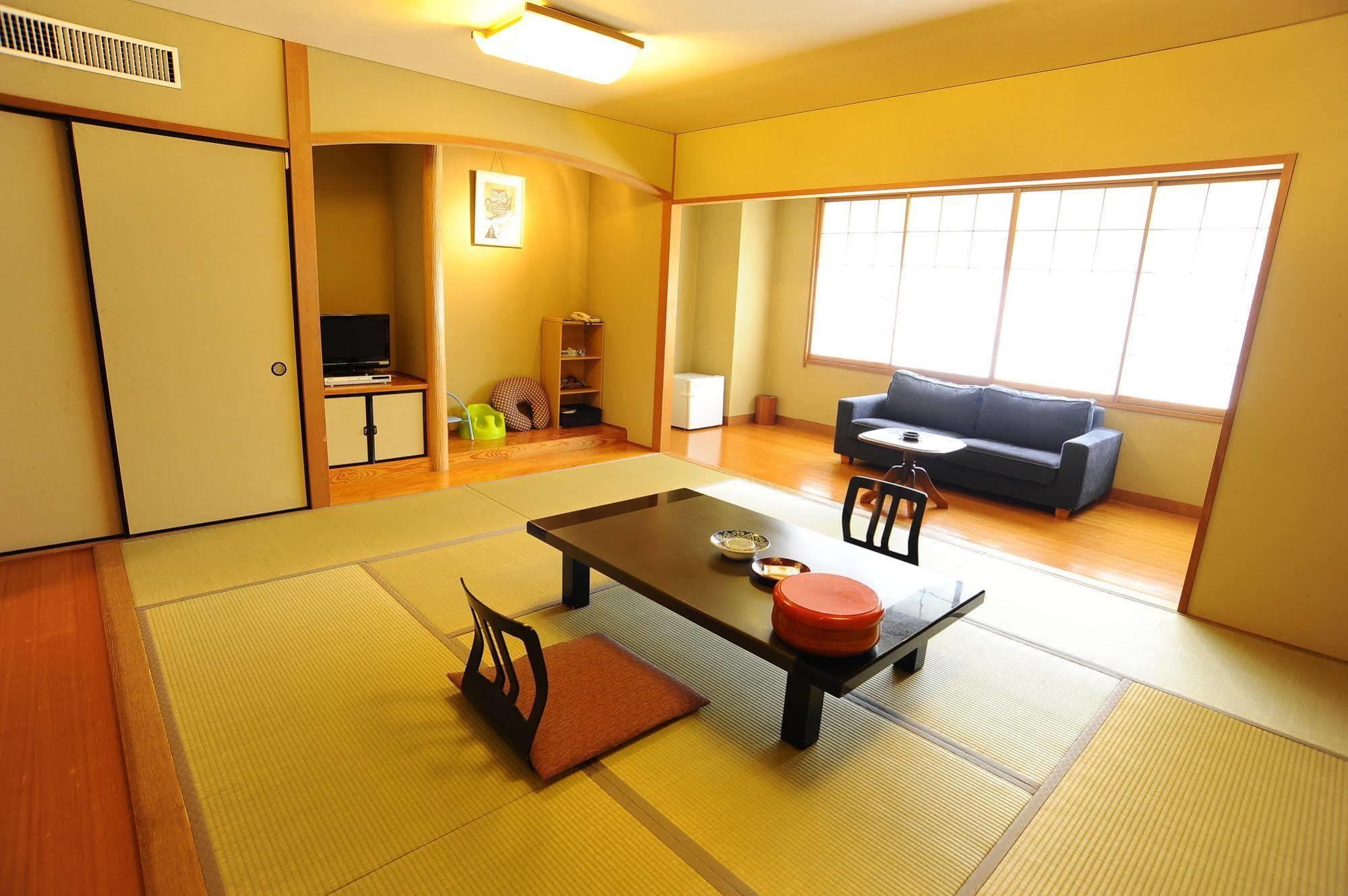 เรียวคัง ฟุคุเซ็น Hotel Shibukawa ภายนอก รูปภาพ