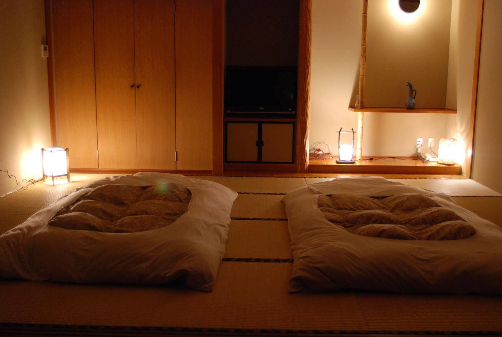 เรียวคัง ฟุคุเซ็น Hotel Shibukawa ภายนอก รูปภาพ
