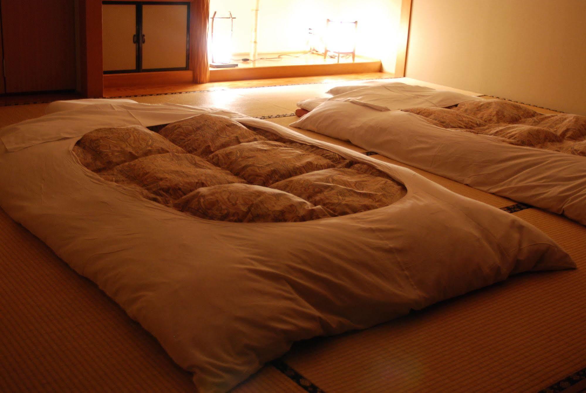 เรียวคัง ฟุคุเซ็น Hotel Shibukawa ภายนอก รูปภาพ
